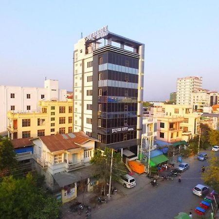 Silver City Hotel Mandalay Exteriör bild