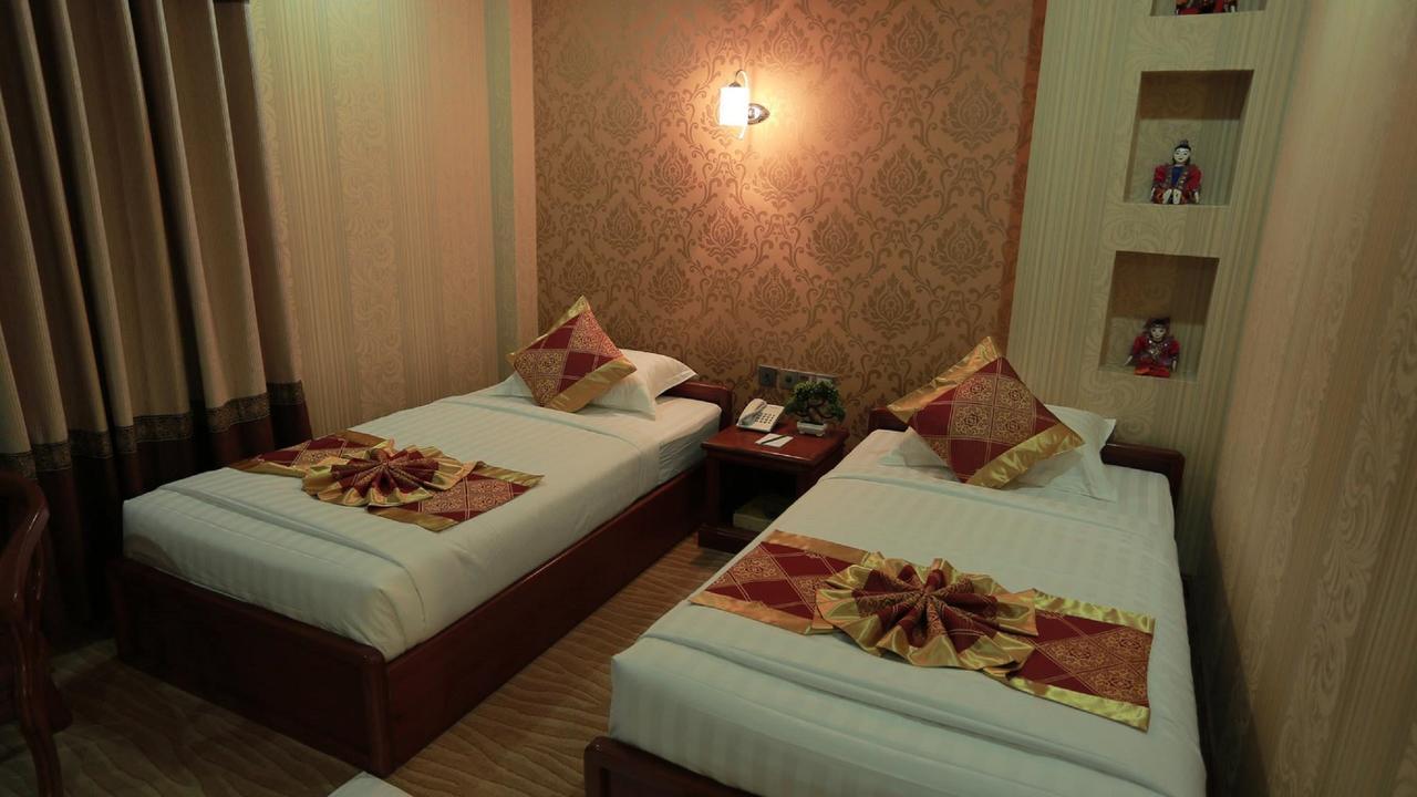 Silver City Hotel Mandalay Exteriör bild