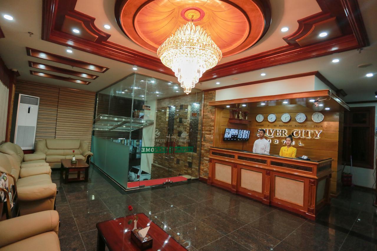 Silver City Hotel Mandalay Exteriör bild